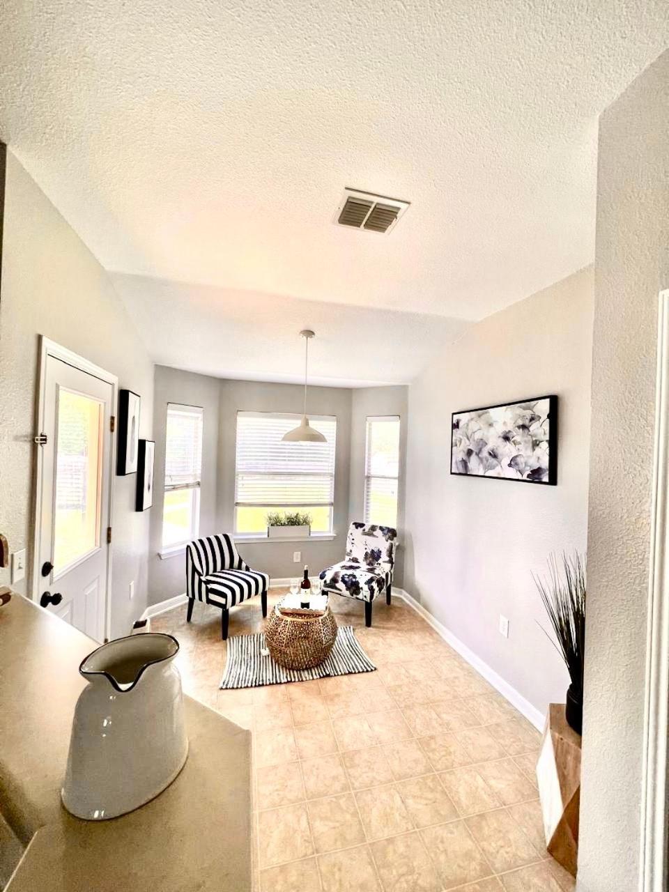 My Enchanted And Cozy Home, Lackland Afb, Sea World, Confortable Villa *